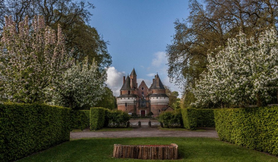 Parc et Roseraie du château de Rambures, Rambures, France, France